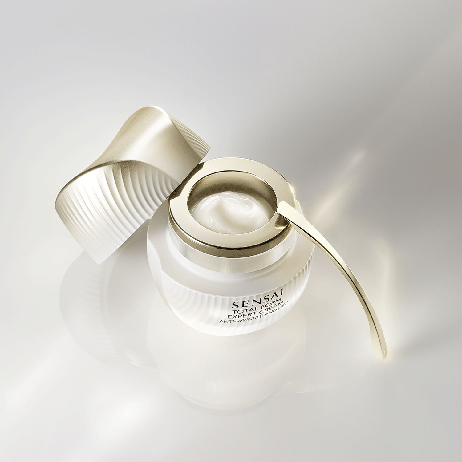 Total Form Expert Cream