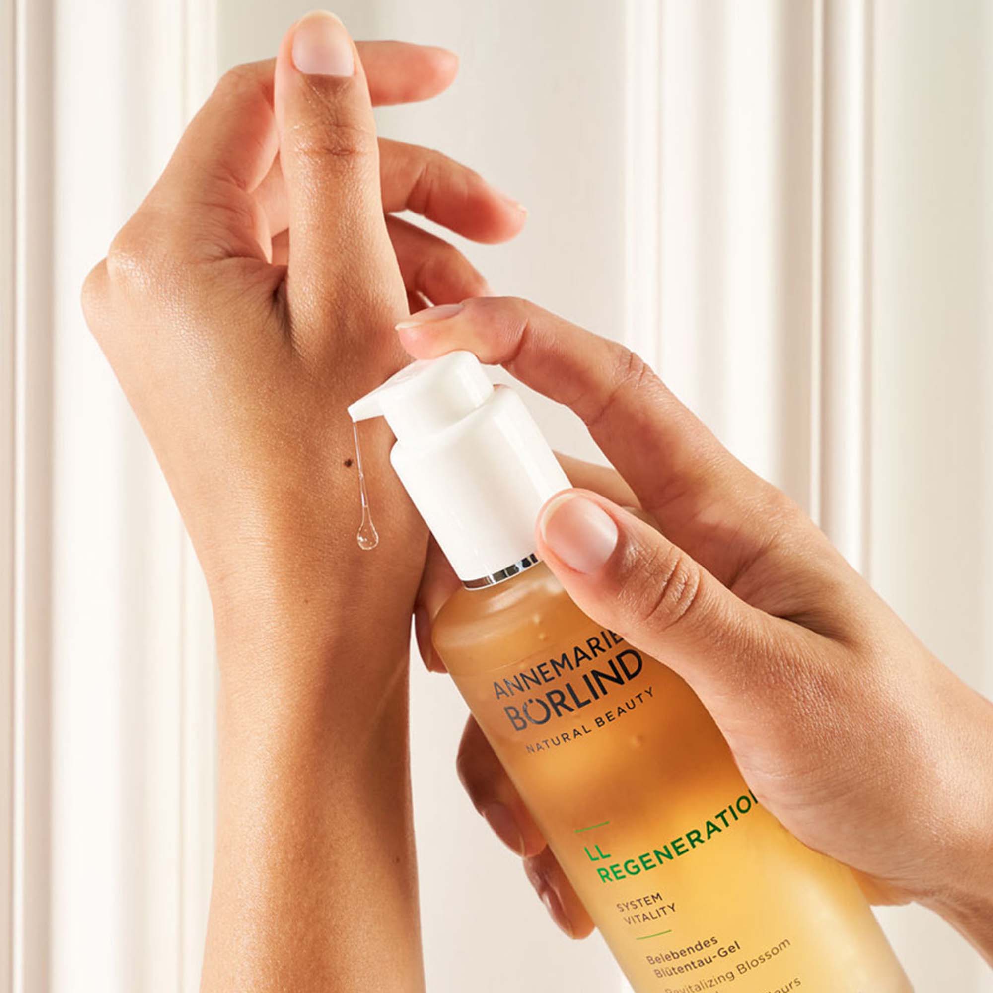 LL Regeneration Belebendes Blütentau-Gel