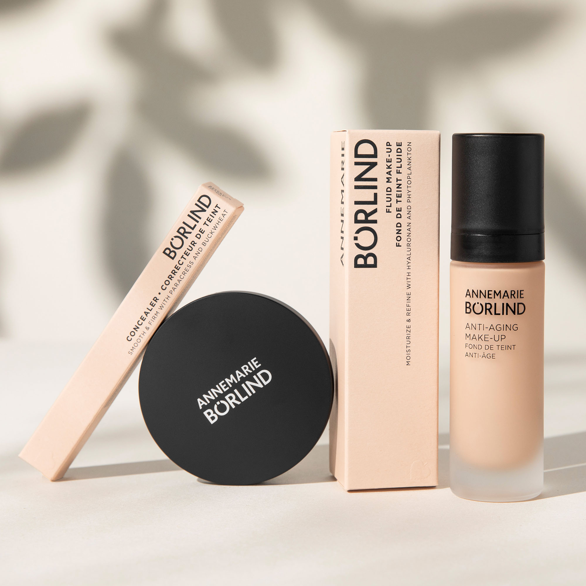 Compact Make-Up